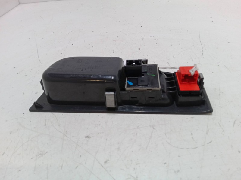 Recambio de mando elevalunas delantero izquierdo para volkswagen fox hatchback (5z1, 5z3, 5z4) 1.2 referencia OEM IAM   