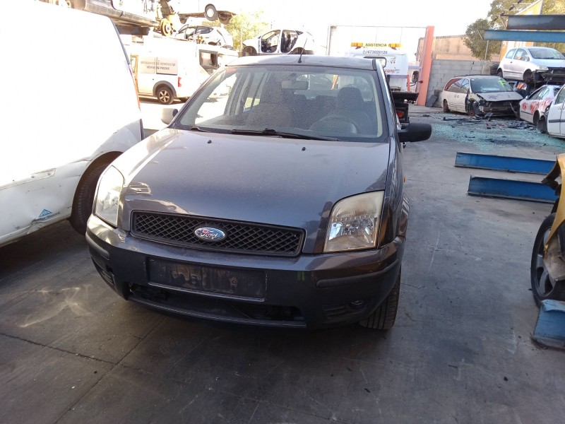 ford fusion (ju_) del año 2004