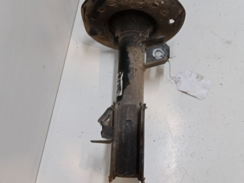 Recambio de amortiguador delantero izquierdo para nissan qashqai / qashqai +2 i (j10, nj10, jj10e) 1.5 dci referencia OEM IAM   