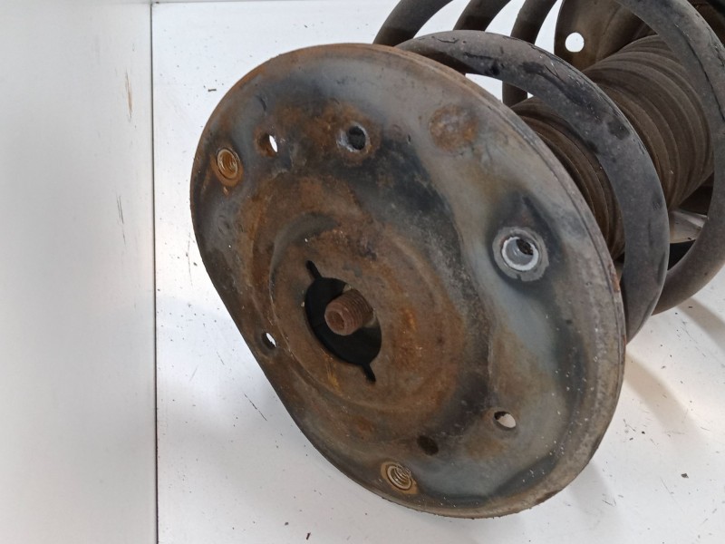 Recambio de amortiguador delantero izquierdo para ford mondeo iv (ba7) 1.8 tdci referencia OEM IAM   