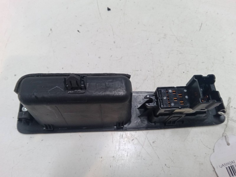 Recambio de mando elevalunas trasero izquierdo para nissan qashqai / qashqai +2 i (j10, nj10, jj10e) 1.5 dci referencia OEM IAM 