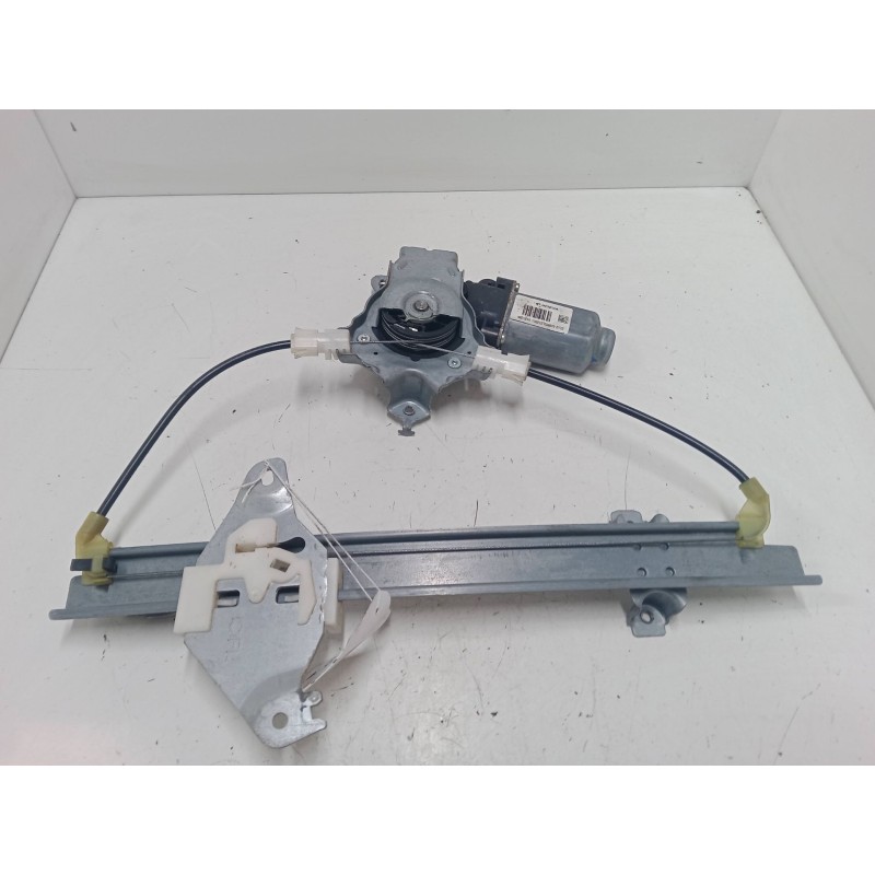 Recambio de elevalunas electrico trasero izquierdo para nissan qashqai / qashqai +2 i (j10, nj10, jj10e) 1.5 dci referencia OEM 