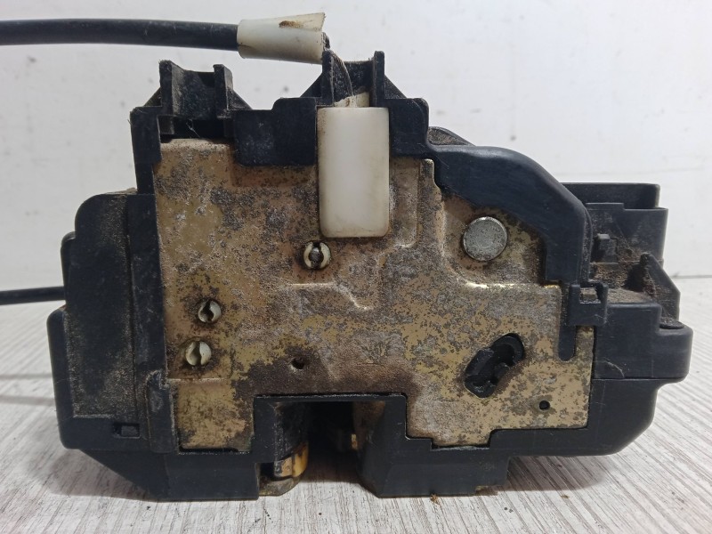 Recambio de cerradura puerta delantera izquierda para nissan micra iii (k12) 1.2 16v referencia OEM IAM   