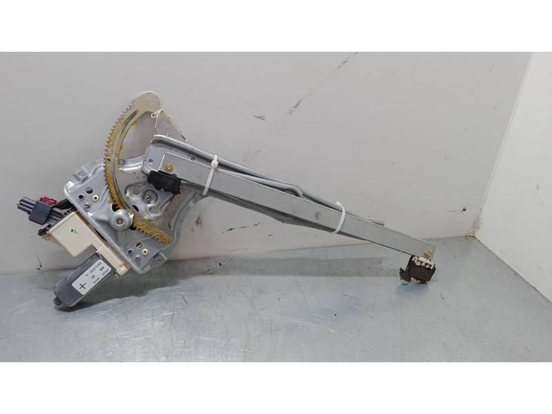 ELEVALUNAS ELECTRICO DELANTERO DERECHO 994024 6981005050