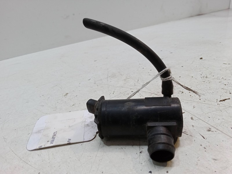 Recambio de bomba limpiaparabrisas para chevrolet aveo / kalos hatchback (t200) 1.4 16v referencia OEM IAM   