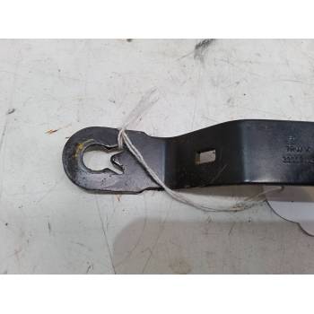 ANCLAJE CINTURON DELANTERO IZQUIERDO 