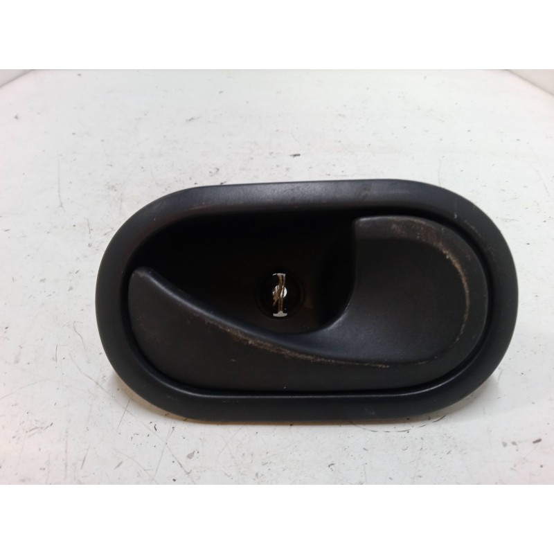 Recambio de maneta interior puerta delantera derecha para renault kangoo be bop (kw0/1_) 1.5 dci 75 referencia OEM IAM   