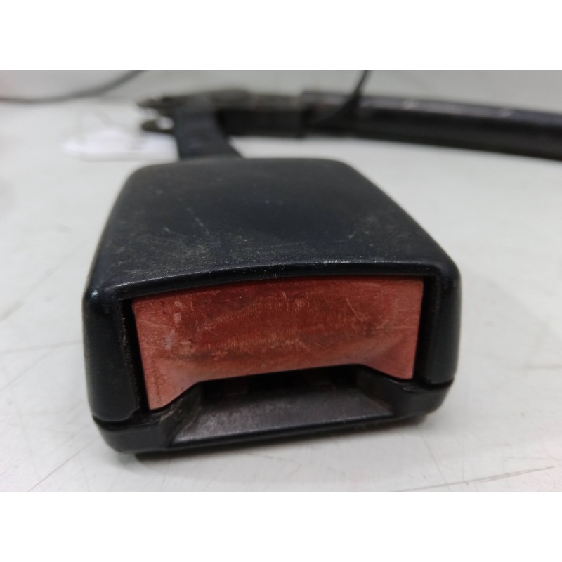 Recambio de anclaje con pretensor delantero derecho para ford focus i (daw, dbw) 2.0 16v referencia OEM IAM   