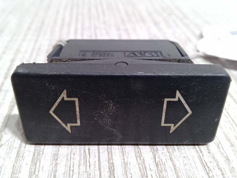 Recambio de mando elevalunas delantero derecho para peugeot 309 i (10c, 10a) 1.6 referencia OEM IAM   