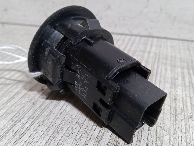 Recambio de boton start/stop para ford fiesta vi (cb1, ccn) 1.6 tdci referencia OEM IAM   