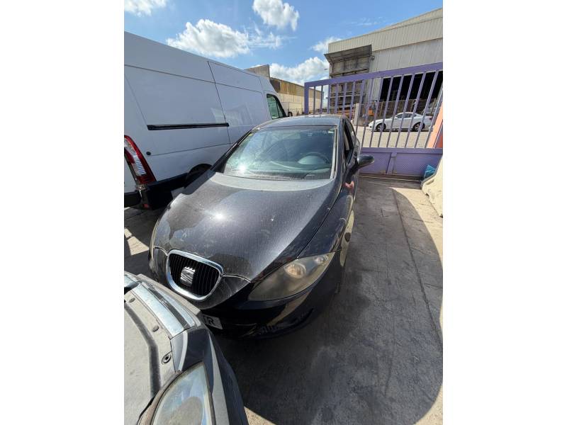 SEAT LEON (1P1)