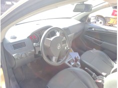 opel astra h (a04) del año 2004 2