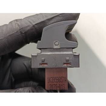 MANDO ELEVALUNAS DELANTERO IZQUIERDO 1K3959857A 