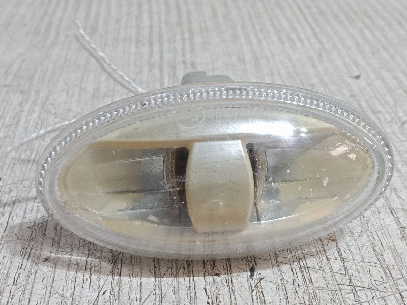 Recambio de intermitente lateral derecho para citroën c3 i (fc_, fn_) 1.4 i bivalent referencia OEM IAM   