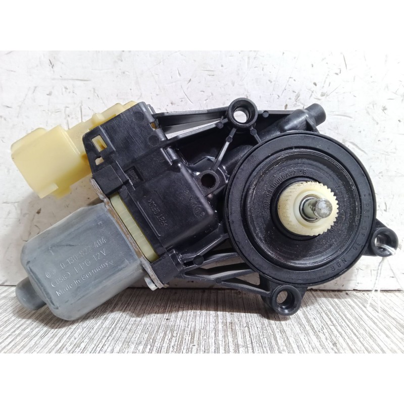Recambio de motor elevaluna delantero izquierdo para ford fiesta vi (cb1, ccn) 1.6 tdci referencia OEM IAM   