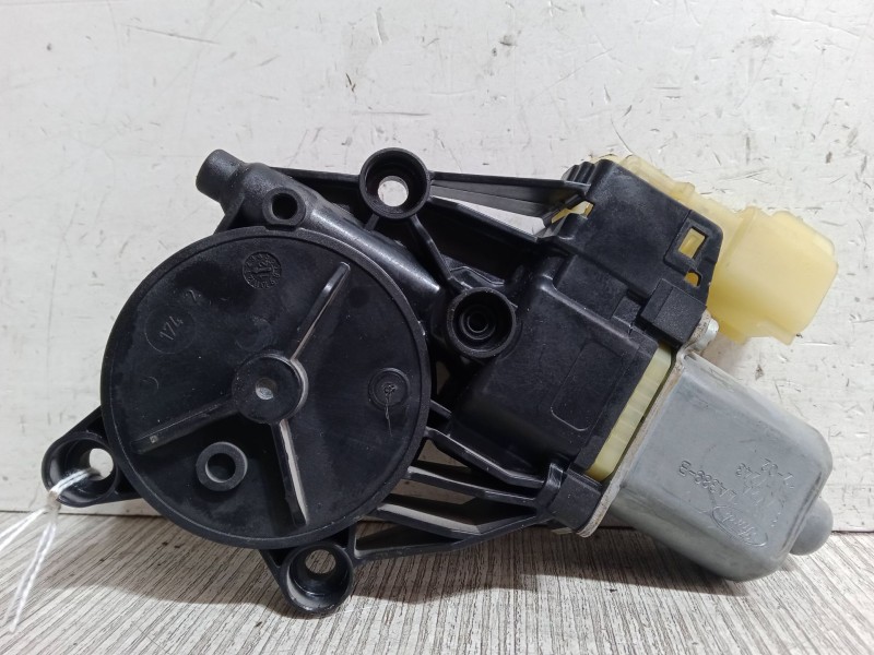 Recambio de motor elevaluna delantero izquierdo para ford fiesta vi (cb1, ccn) 1.6 tdci referencia OEM IAM   