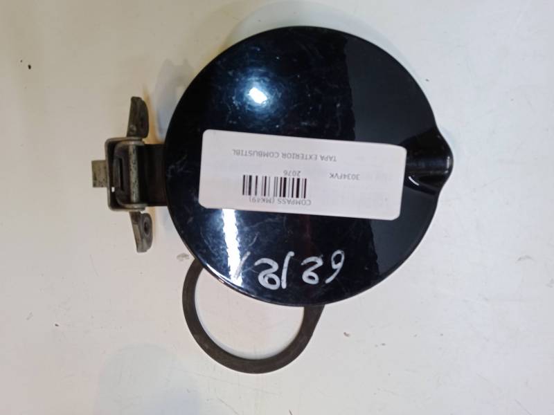 TAPA EXTERIOR COMBUSTIBLE 
