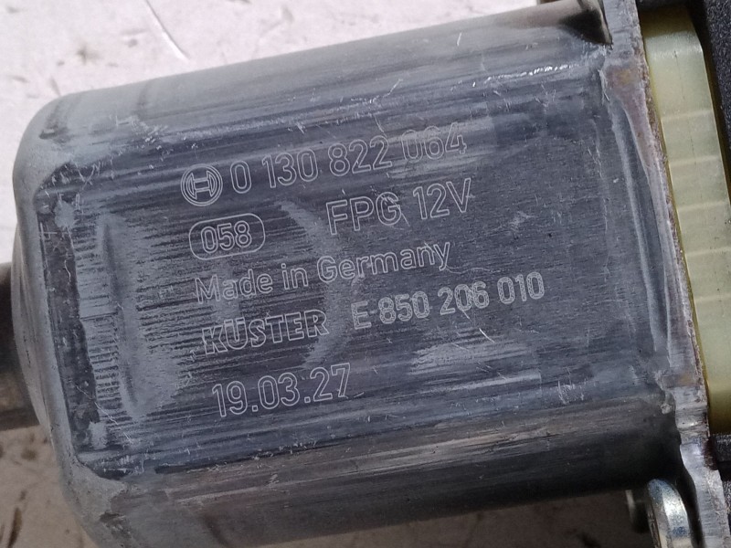 Recambio de motor elevaluna delantero derecho para seat ibiza v (kj1, kjg) 1.0 tsi referencia OEM IAM 0130822064  2Q1959882