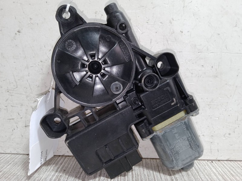 Recambio de motor elevaluna trasero derecho para seat ibiza v (kj1, kjg) 1.0 tsi referencia OEM IAM 0130822694  5Q0959812D