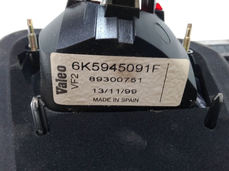 Recambio de piloto trasero porton izquierdo para seat cordoba (6k1, 6k2) 1.0 i referencia OEM IAM   