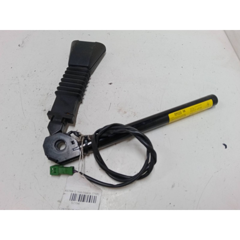 Recambio de anclaje cinturon delantero izquierdo para opel astra g hatchback (t98) 2.0 16v (f08, f48) referencia OEM IAM   