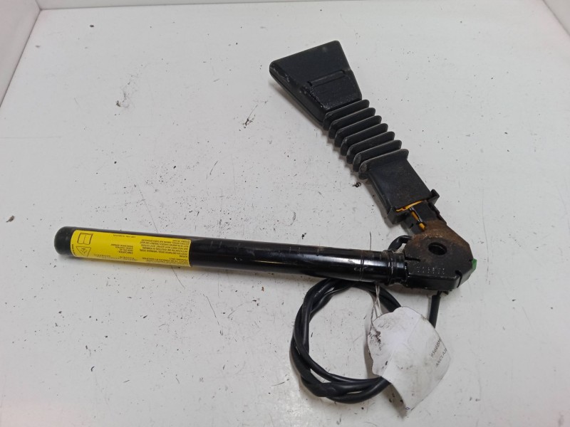 Recambio de anclaje cinturon delantero izquierdo para opel astra g hatchback (t98) 2.0 16v (f08, f48) referencia OEM IAM   