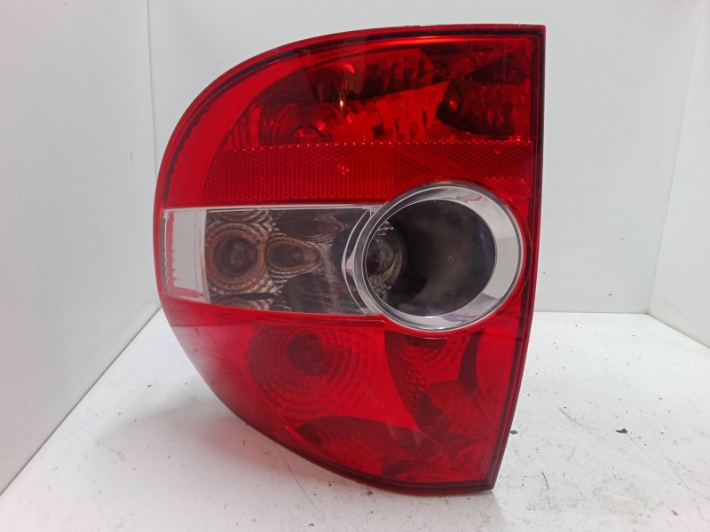 Recambio de piloto trasero derecho para volkswagen fox hatchback (5z1, 5z3, 5z4) 1.2 referencia OEM IAM   