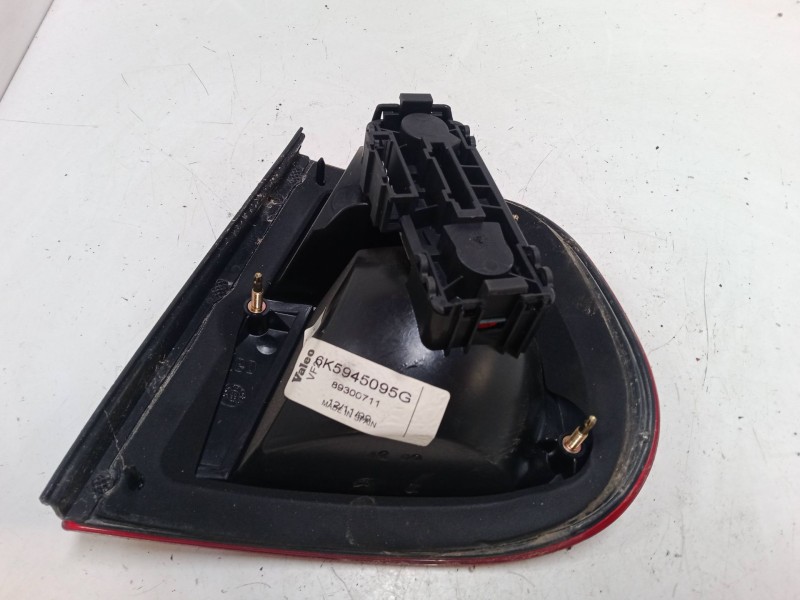 Recambio de piloto trasero izquierdo para seat cordoba (6k1, 6k2) 1.0 i referencia OEM IAM   