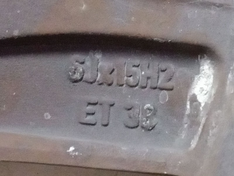 Recambio de llanta alumino 15´´ para volkswagen golf iv (1j1) 1.9 tdi referencia OEM IAM   