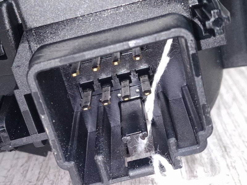 Recambio de mando de intermitencia para ford fiesta vi (cb1, ccn) 1.6 tdci referencia OEM IAM 8A6T13335CC  