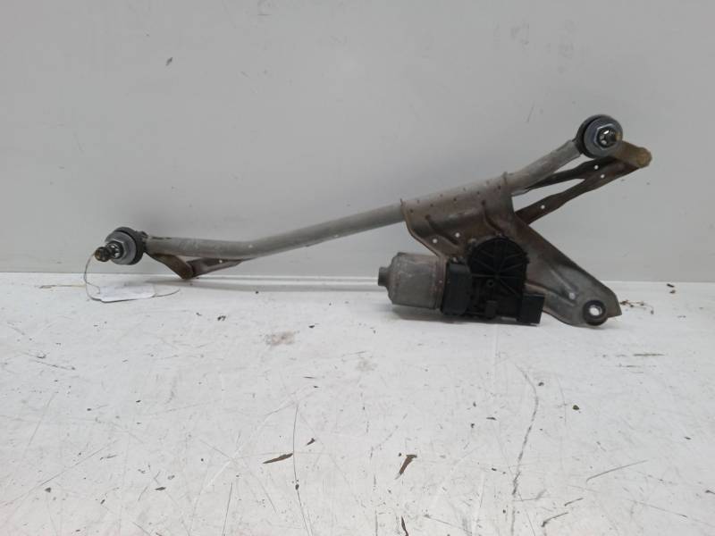 MOTOR LIMPIA DELANTERO 