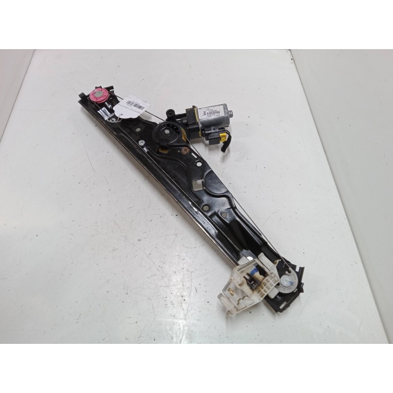 Recambio de elevalunas electrico delantero derecho para ford ka (ru8) 1.2 referencia OEM IAM 51974459  