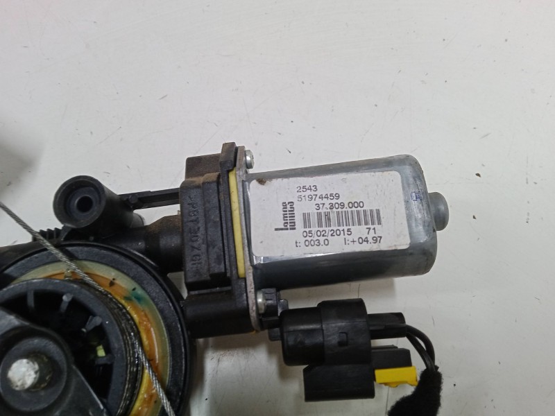 Recambio de elevalunas electrico delantero derecho para ford ka (ru8) 1.2 referencia OEM IAM 51974459  