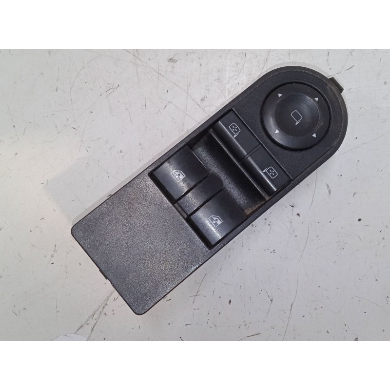 Recambio de mando elevalunas delantero izquierdo para opel astra h (a04) 1.7 cdti (l48) referencia OEM IAM 13228706  
