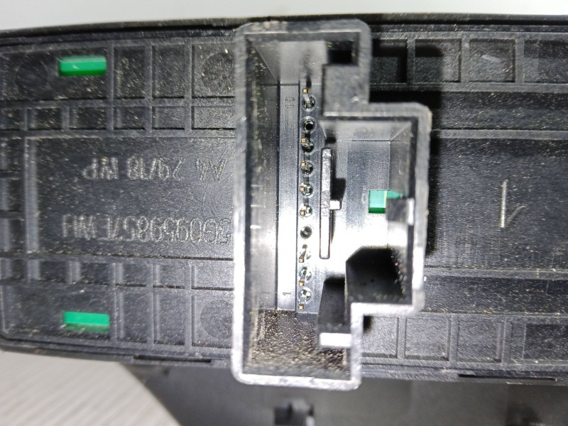 Recambio de mando elevalunas delantero izquierdo para seat ibiza v (kj1, kjg) 1.6 tdi referencia OEM IAM 6F0959565  