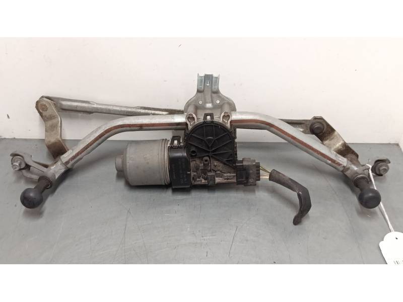 MOTOR LIMPIA DELANTERO 0390241540 