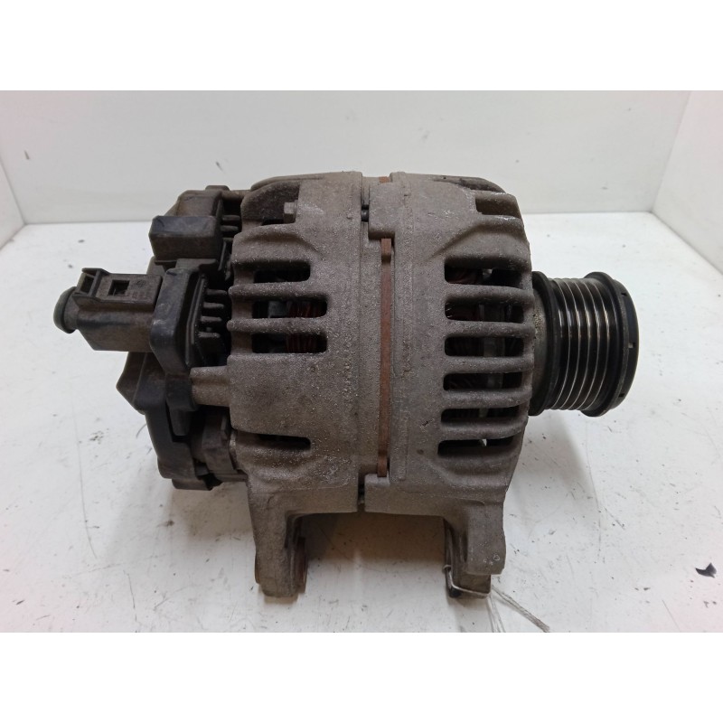 Recambio de alternador para seat ibiza iii (6l1) 1.4 tdi referencia OEM IAM 045903023  