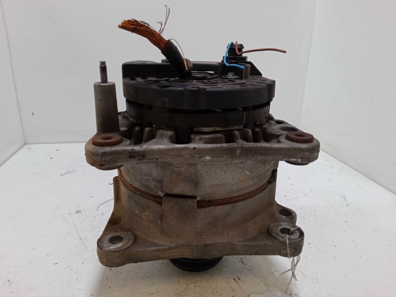 Recambio de alternador para seat ibiza iii (6l1) 1.4 tdi referencia OEM IAM 045903023  
