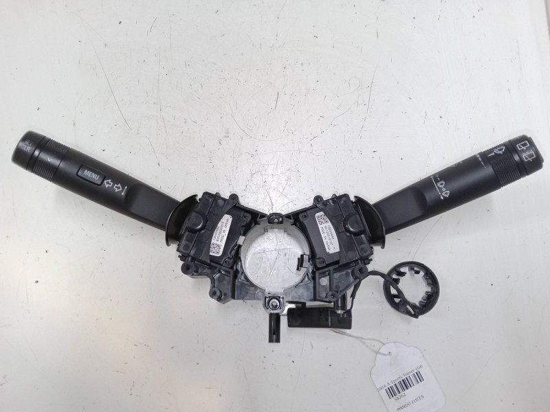 Recambio de mando luces para opel insignia a sports tourer (g09) 2.0 cdti (35) referencia OEM IAM 13500693MANDOLIMPIA  13500692 