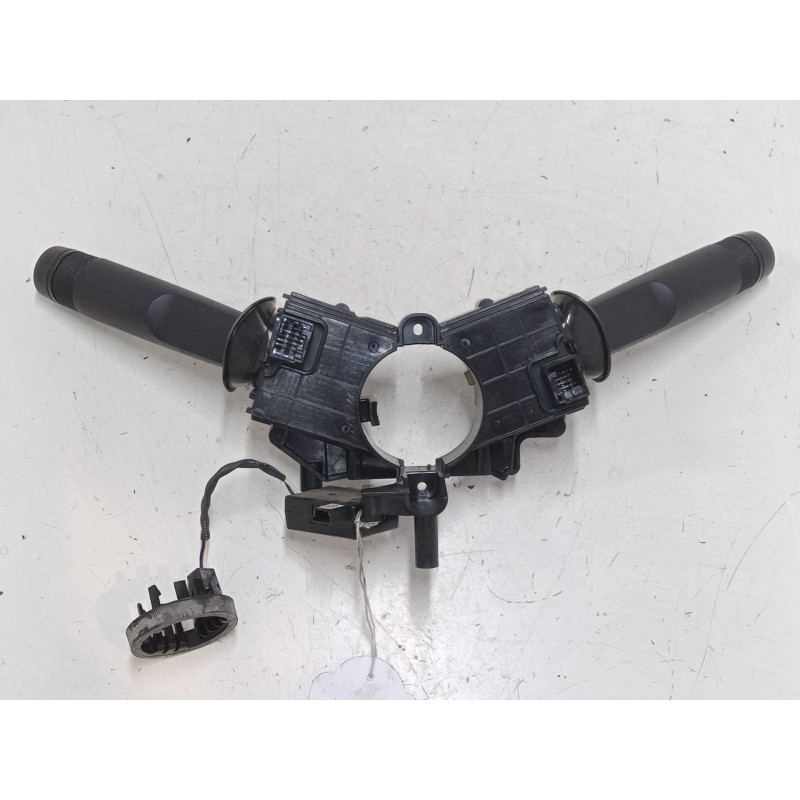 Recambio de mando luces para opel insignia a sports tourer (g09) 2.0 cdti (35) referencia OEM IAM 13500693MANDOLIMPIA  13500692 