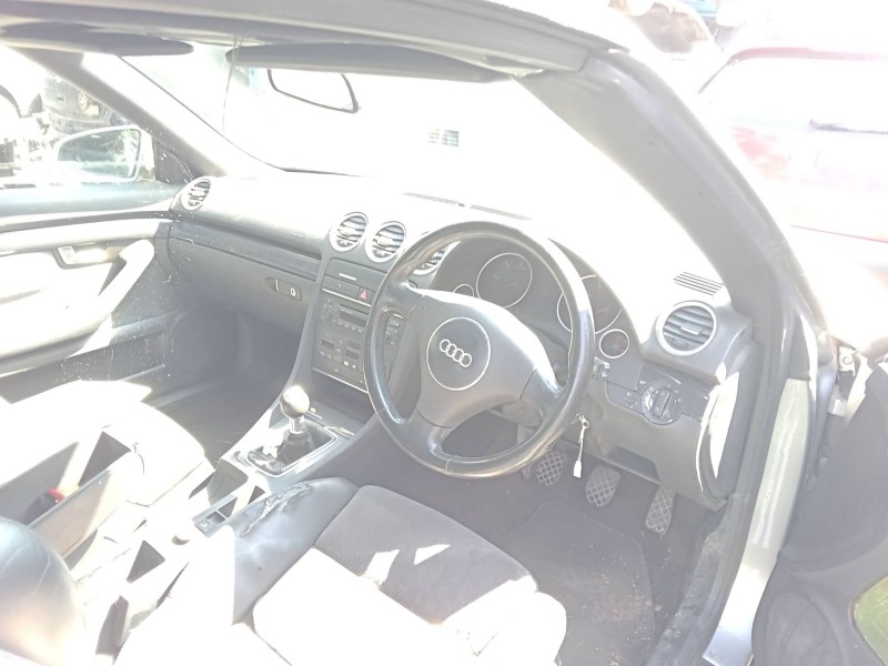 audi a4 b6 descapotable (8h7) del año 2003