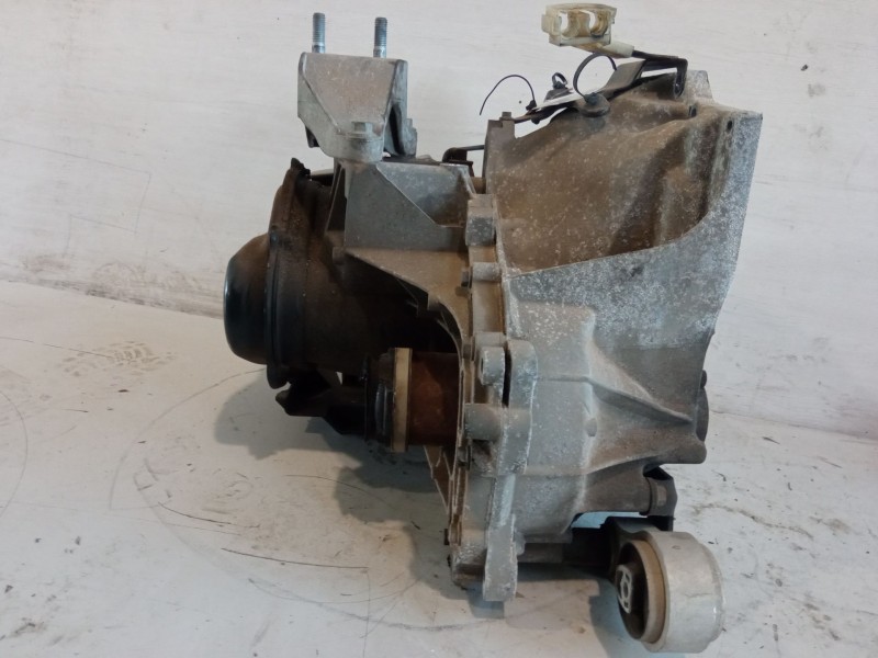 Recambio de caja de cambios manual 5 velocidades para ford fiesta vi (cb1, ccn) 1.0 ecoboost referencia OEM IAM CA6R7002NBB  T6T