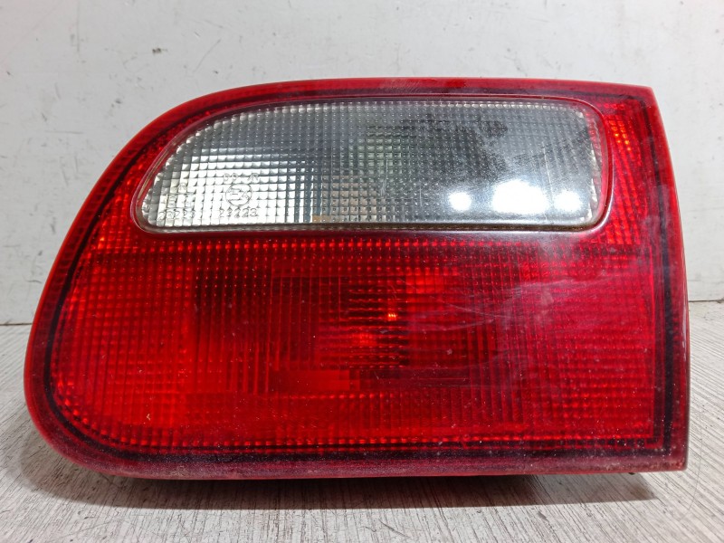 Recambio de piloto trasero porton derecho para honda civic v hatchback (eg) 1.3 16v (eg3) referencia OEM IAM   