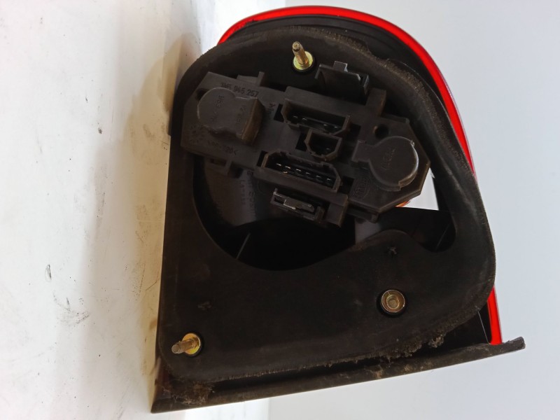 Recambio de piloto trasero derecho para seat toledo ii (1m2) 1.9 tdi referencia OEM IAM   