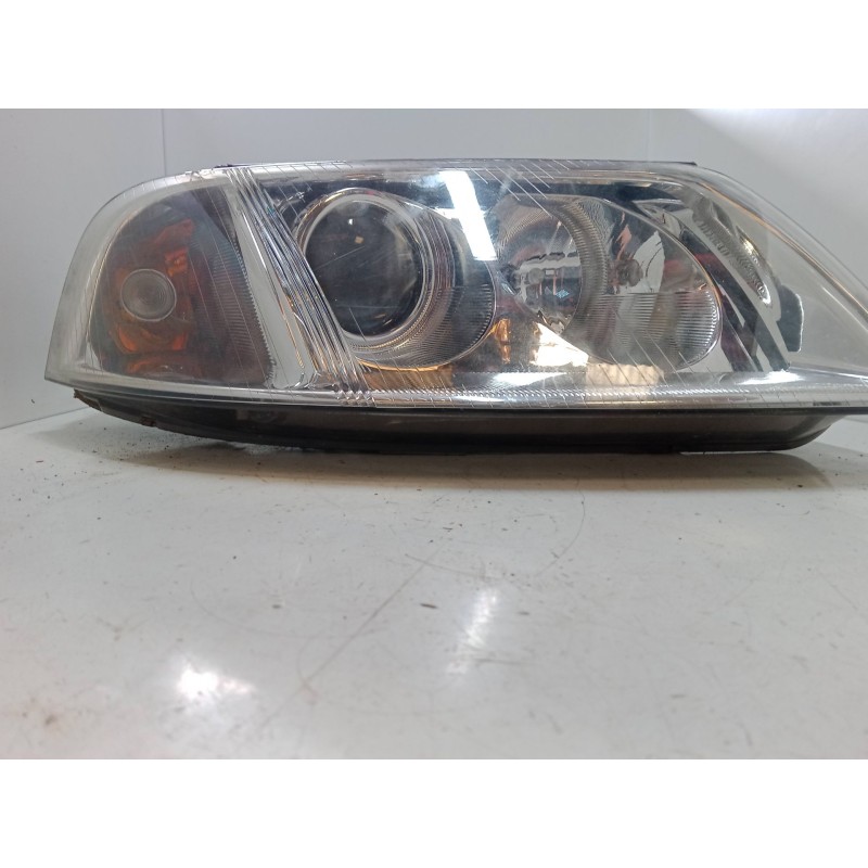 Recambio de faro derecho para volkswagen passat b5.5 (3b3) 1.9 tdi referencia OEM IAM 1EL00835002  