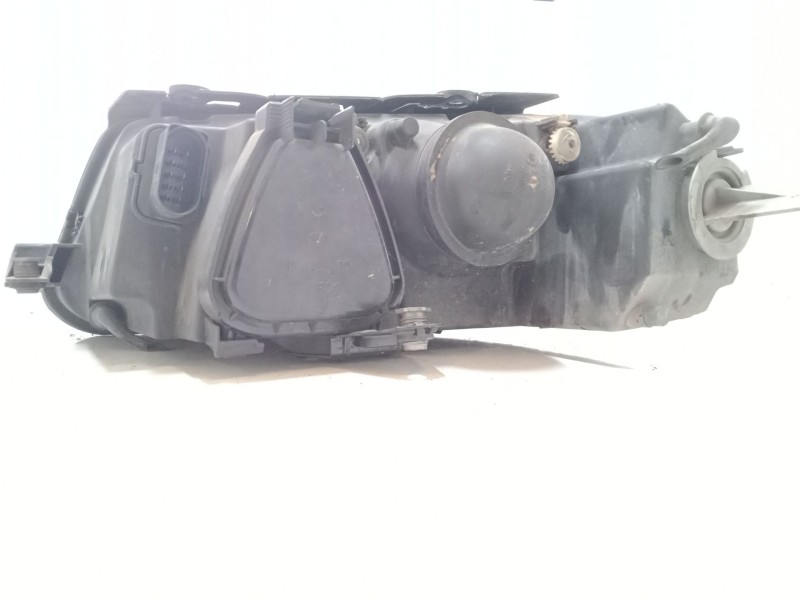 Recambio de faro derecho para volkswagen passat b5.5 (3b3) 1.9 tdi referencia OEM IAM 1EL00835002  