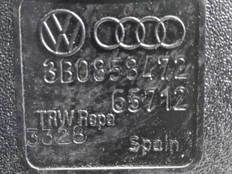 Recambio de anclaje cinturon delantero derecho para volkswagen passat b5 (3b2) 1.9 tdi referencia OEM IAM   