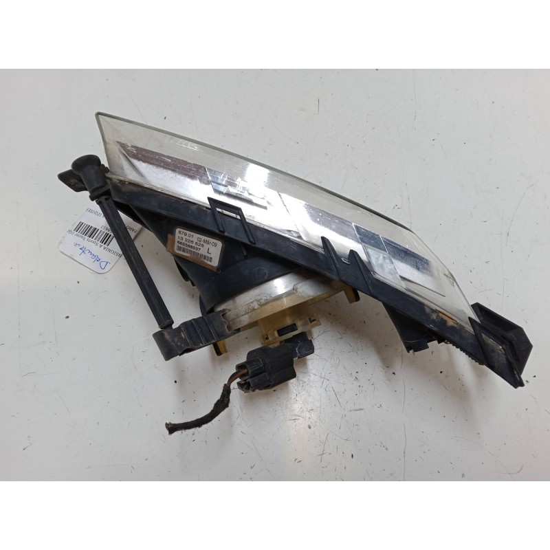 Recambio de faro antiniebla izquierdo para opel insignia a sports tourer (g09) 2.0 cdti (35) referencia OEM IAM 13226828  
