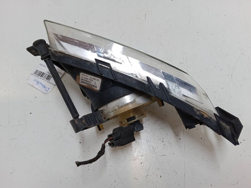 Recambio de faro antiniebla izquierdo para opel insignia a sports tourer (g09) 2.0 cdti (35) referencia OEM IAM 13226828  
