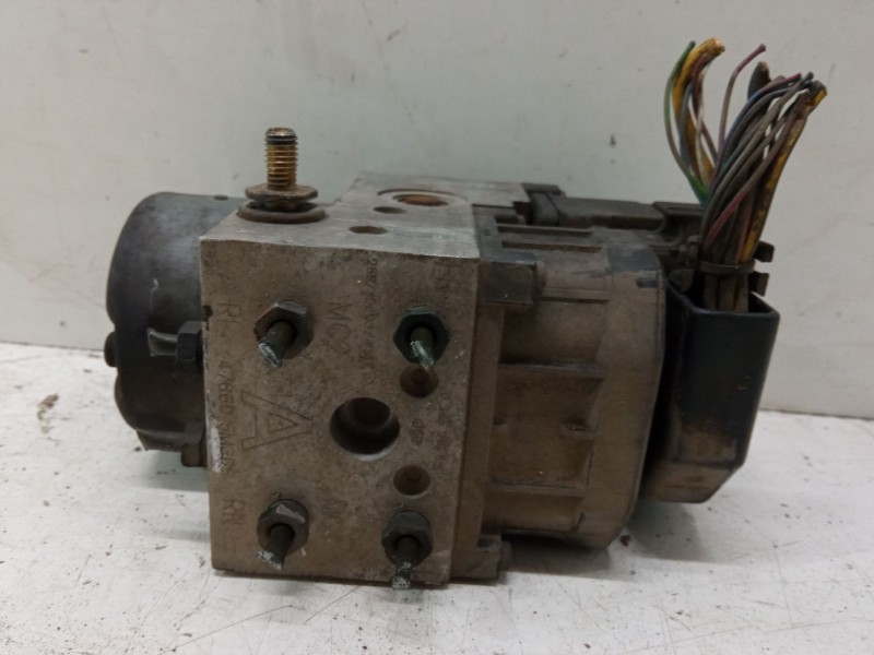 Recambio de abs para nissan almera ii hatchback (n16) 2.2 di referencia OEM IAM 0265216899 0273004635 476605M306